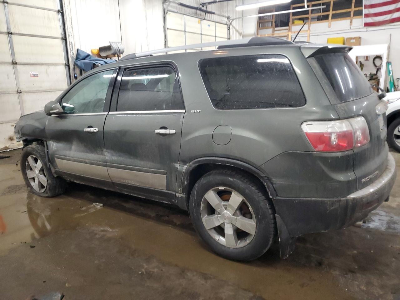 2011 GMC Acadia - Image 2