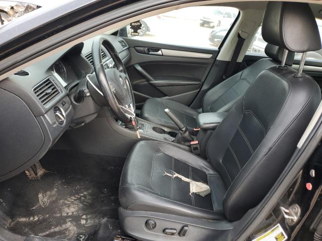 Седаны VOLKSWAGEN PASSAT 2015 Черный