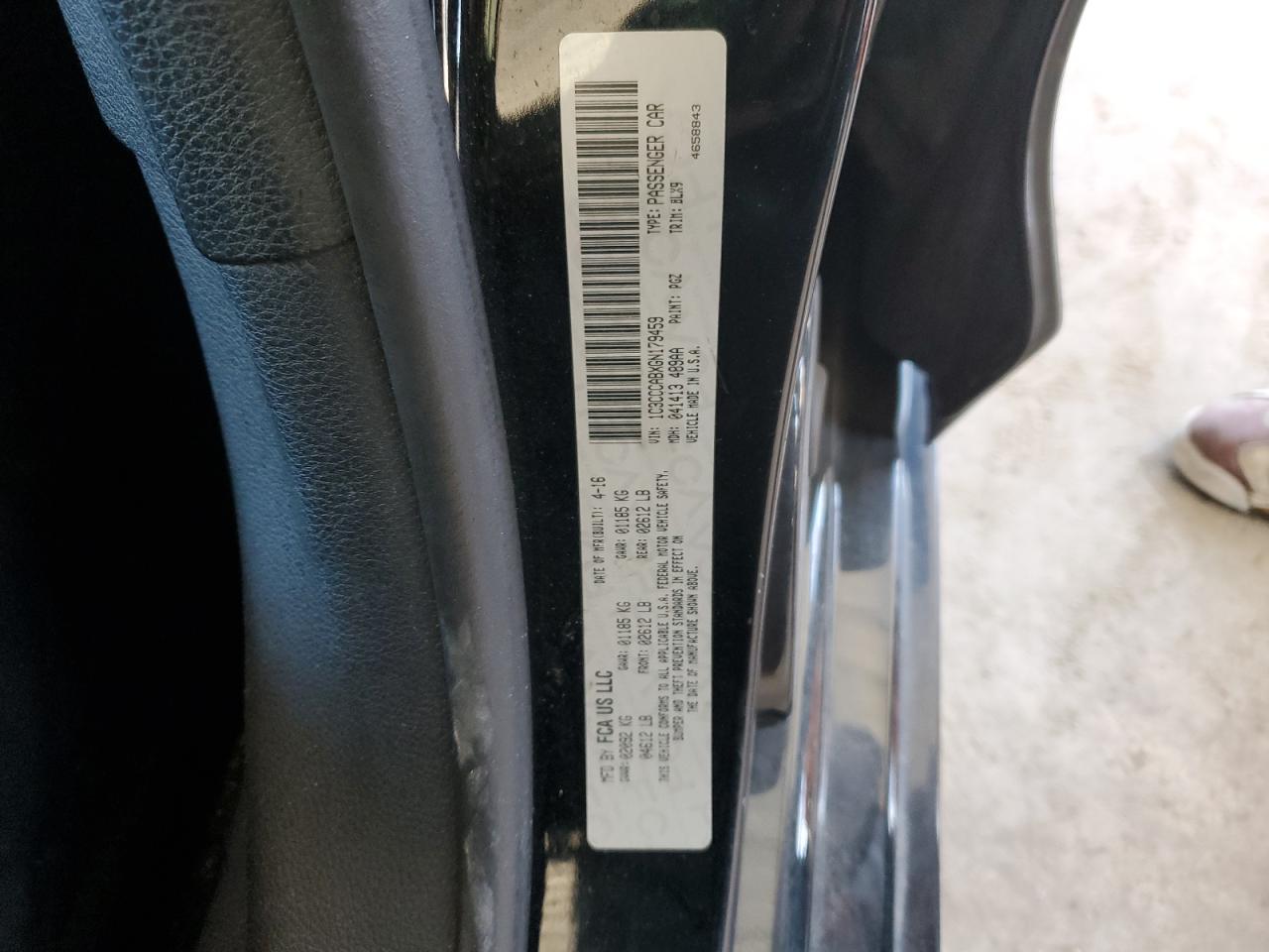 2016 Chrysler 200 - Image 12