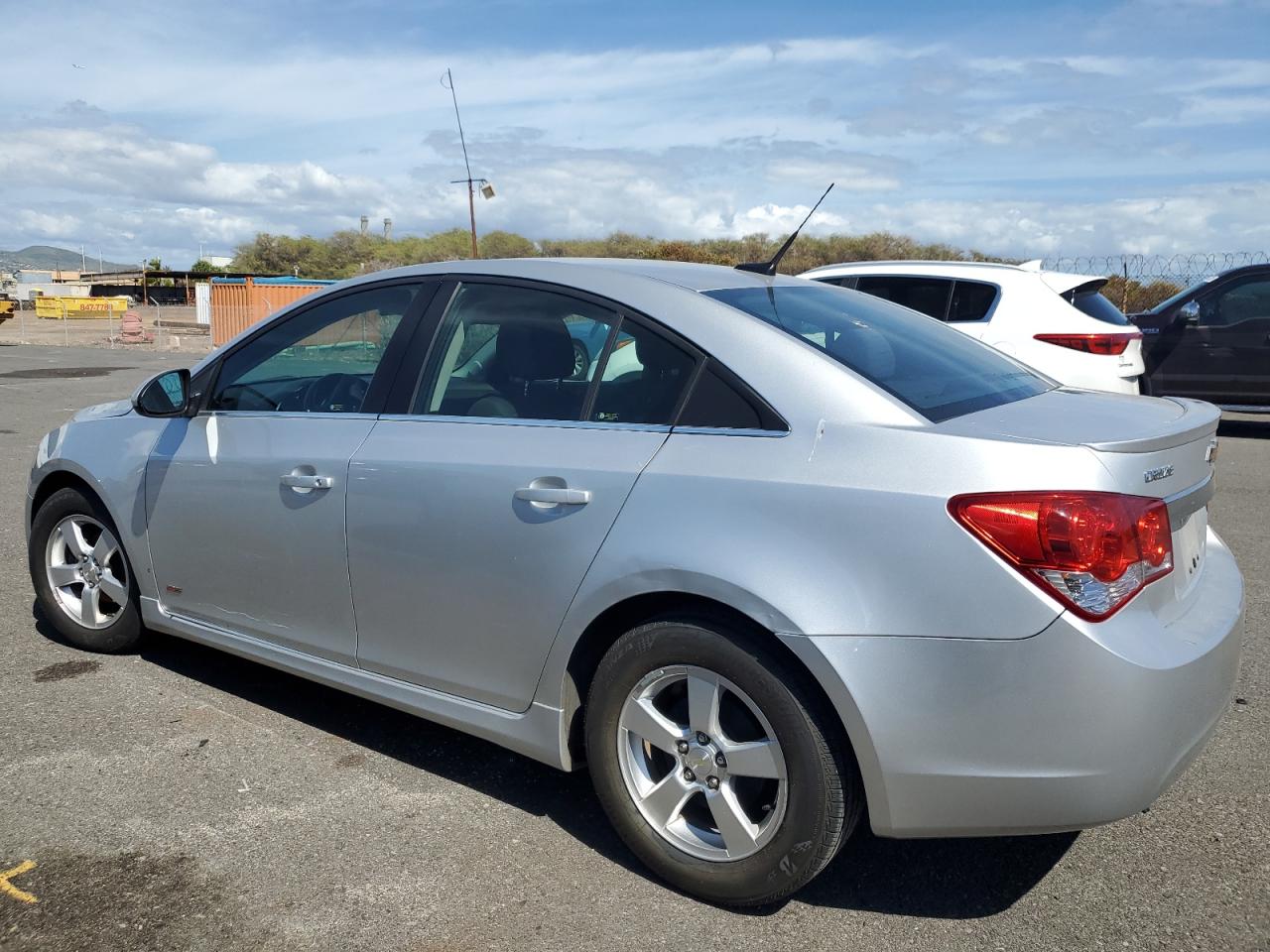 2014 Chevrolet Cruze - Image 2