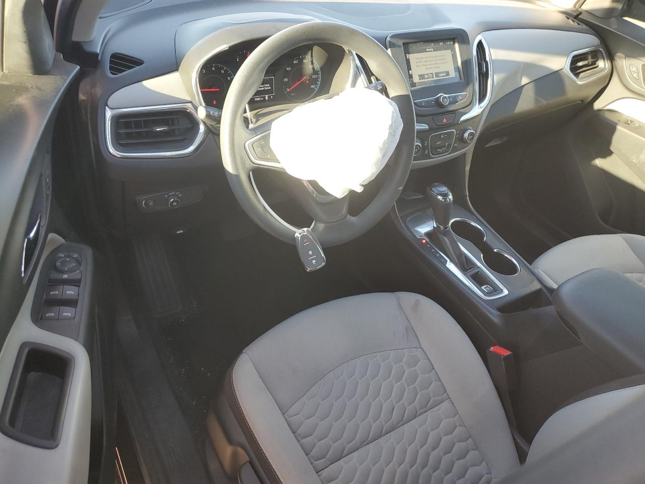 2018 Chevrolet Equinox - Image 8