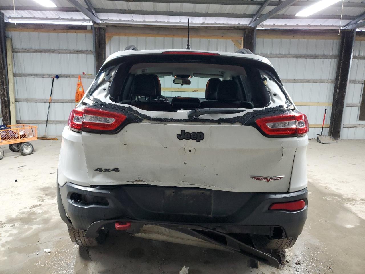 2016 Jeep Cherokee - Image 6