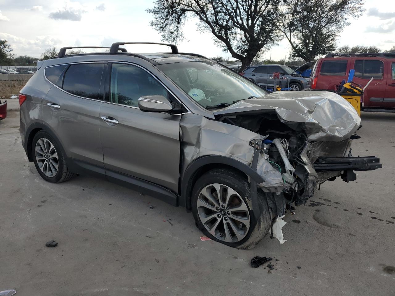 2015 Hyundai Santa Fe - Image 4