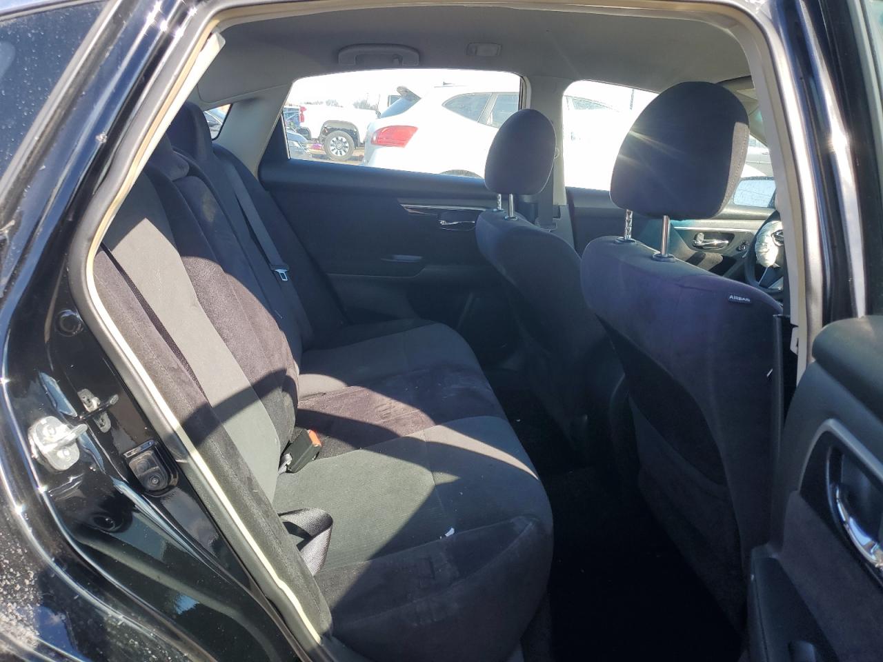 2013 Nissan Altima - Image 10
