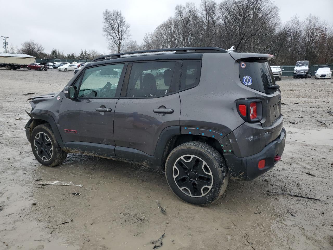 2017 Jeep Renegade - Image 2