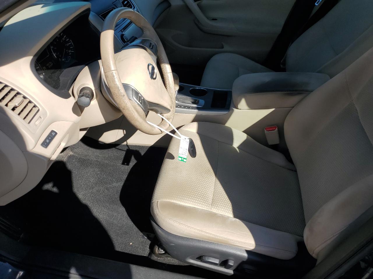 2015 Nissan Altima - Image 7
