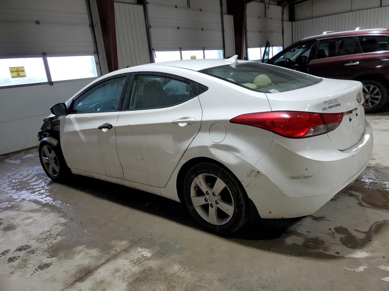 2013 Hyundai Elantra - Image 2