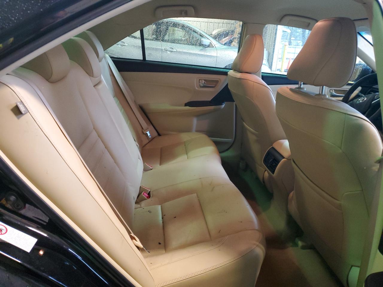 2015 Toyota Camry - Image 10