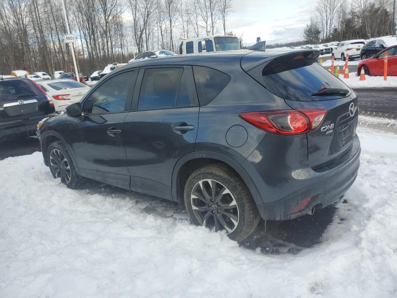 2016 Mazda CX-5 - Image 2