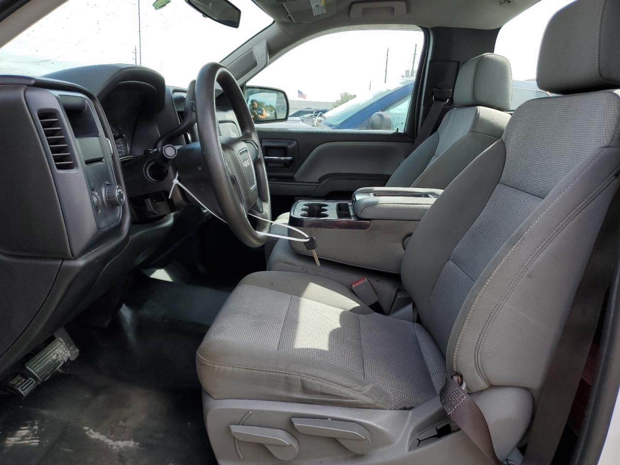2017 GMC Sierra - Image 7