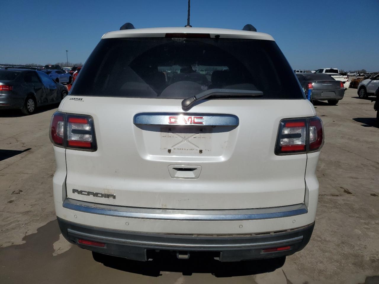 2016 GMC Acadia - Image 6
