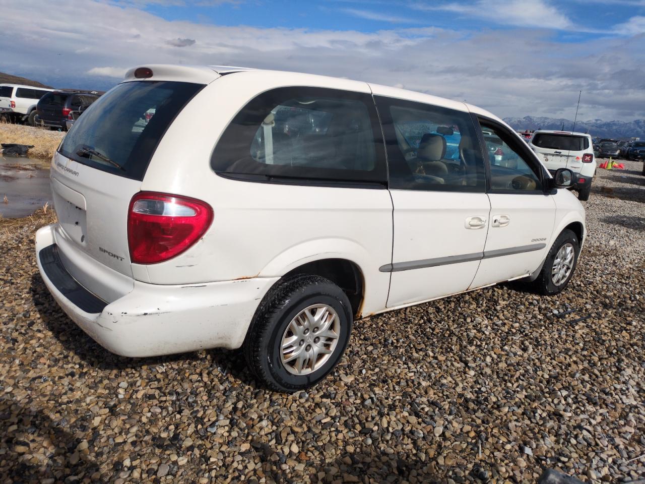 2001 Dodge Caravan - Image 3