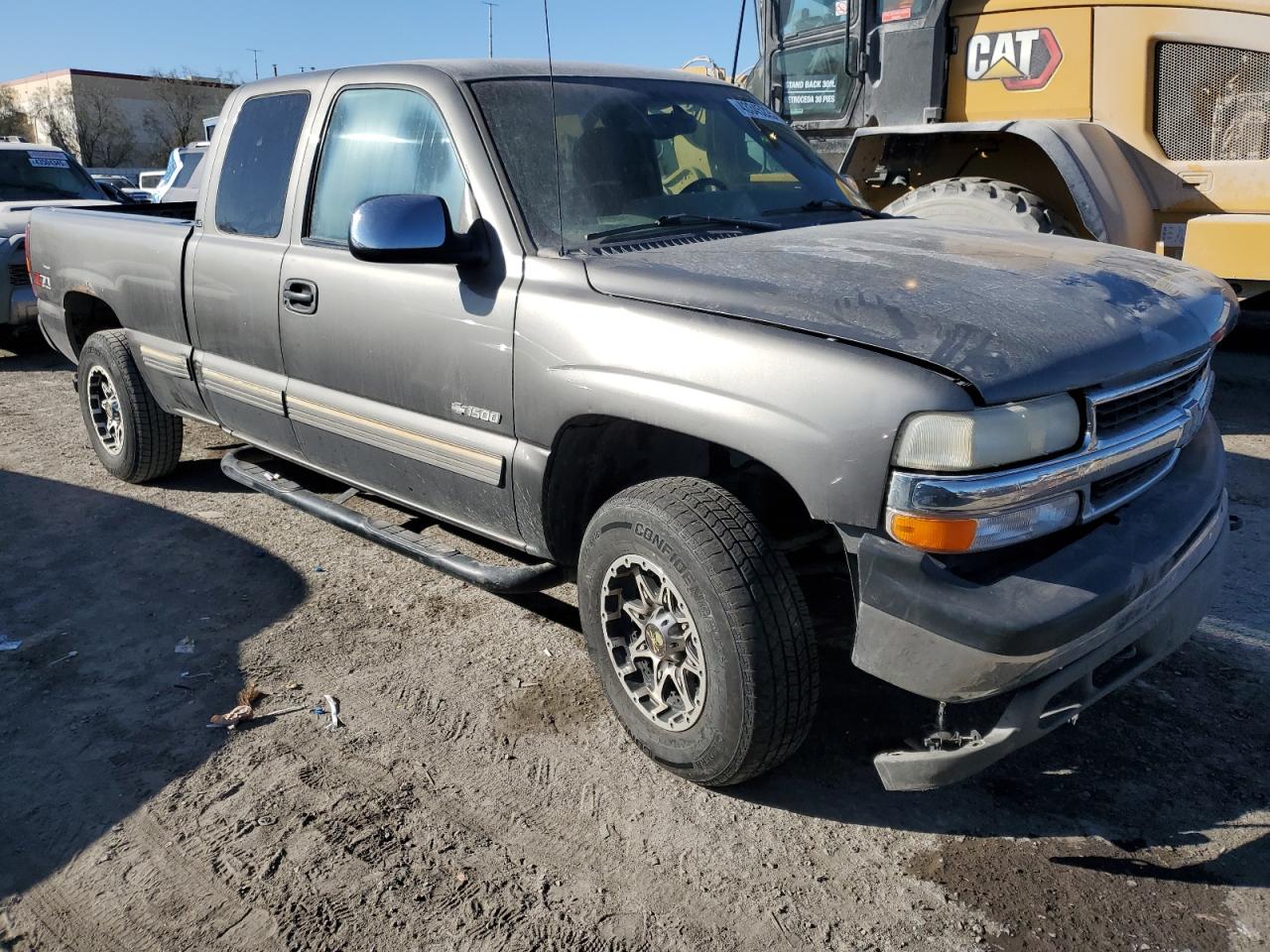 2002 Chevrolet Silverado - Image 4