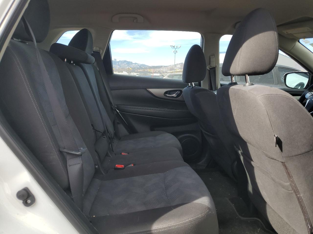 KNMAT2MV7GP618057 NISSAN ROGUE 2016