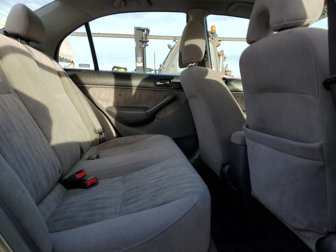 2005 Honda Civic - Image 10