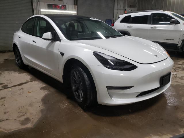  TESLA MODEL 3 2022 Biały