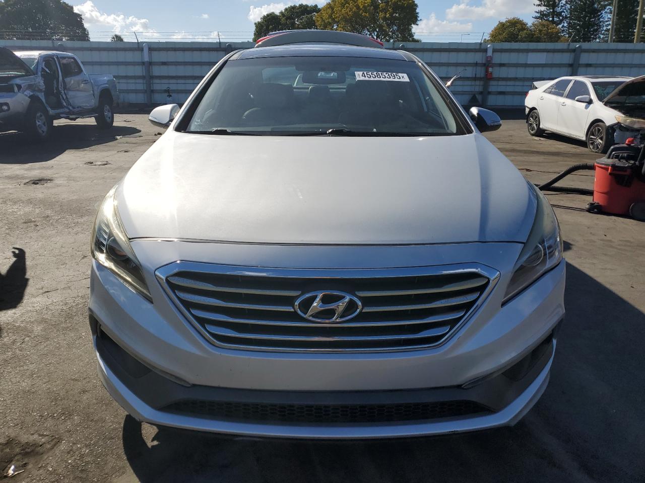 2015 Hyundai Sonata - Image 5