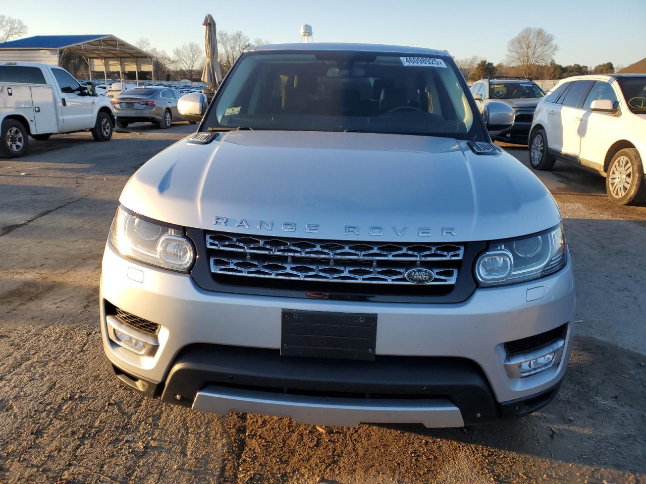 2015 Land Rover Range Rover - Image 5