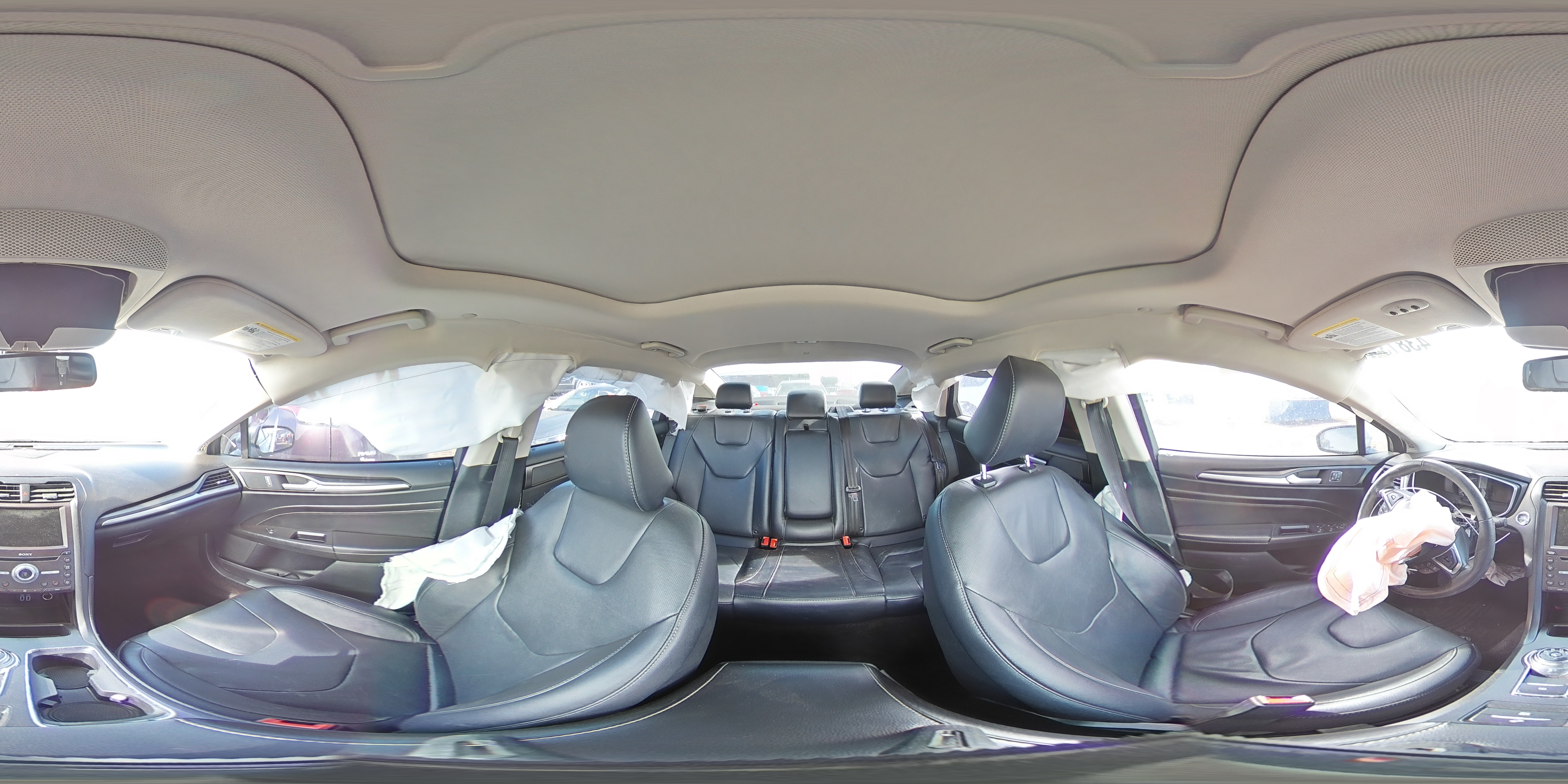 2020 Ford Fusion - Image 13