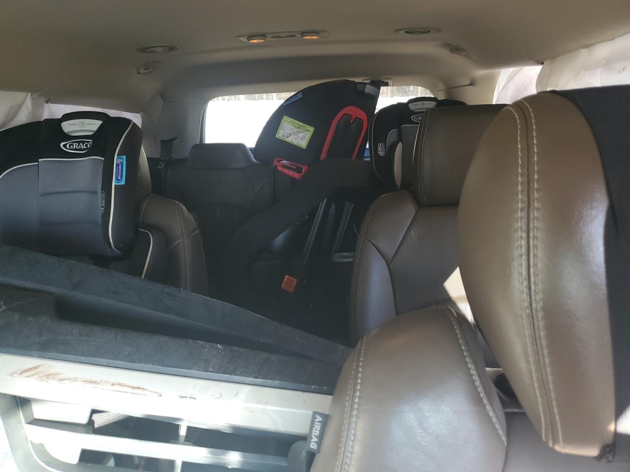 2015 GMC Acadia - Image 10