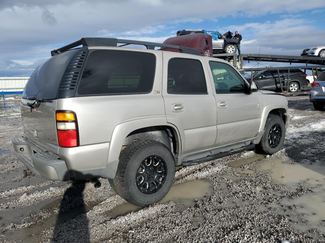 2004 Chevrolet Tahoe - Image 3