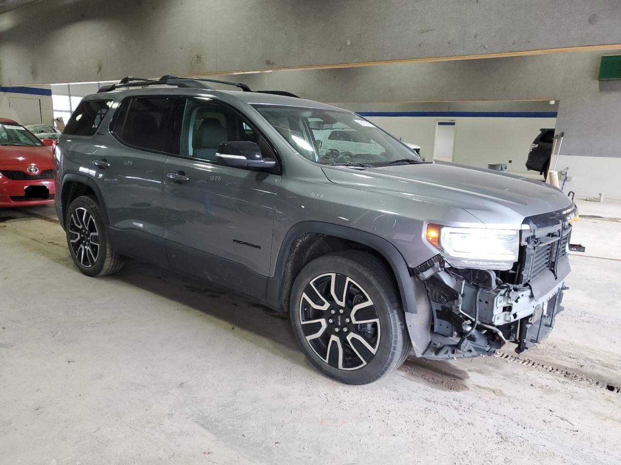 2021 GMC Acadia - Image 4
