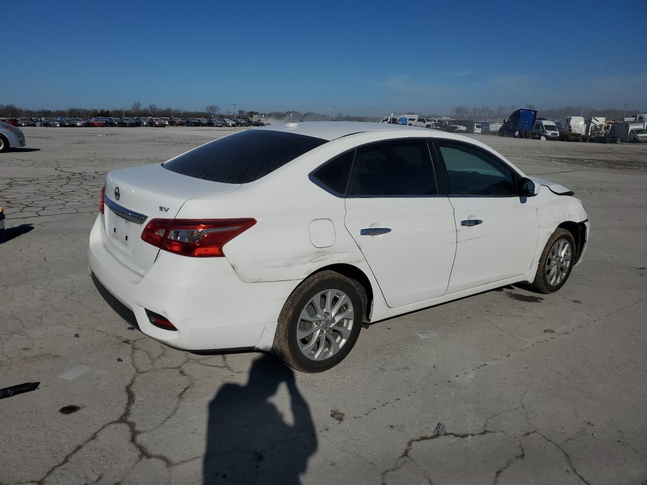 2018 Nissan Sentra - Image 3