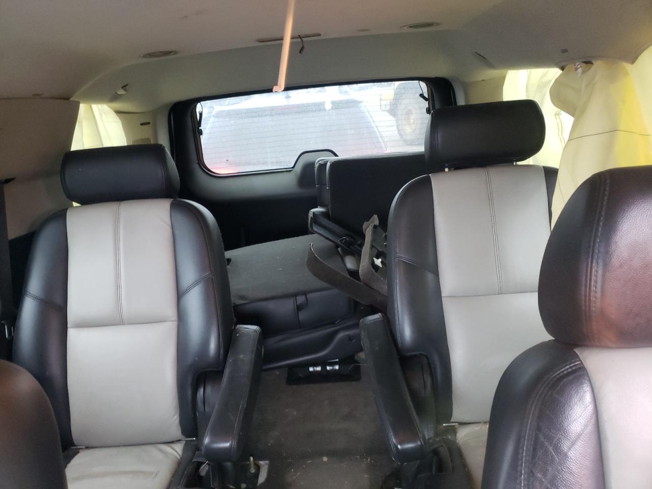 2008 Chevrolet Tahoe - Image 10