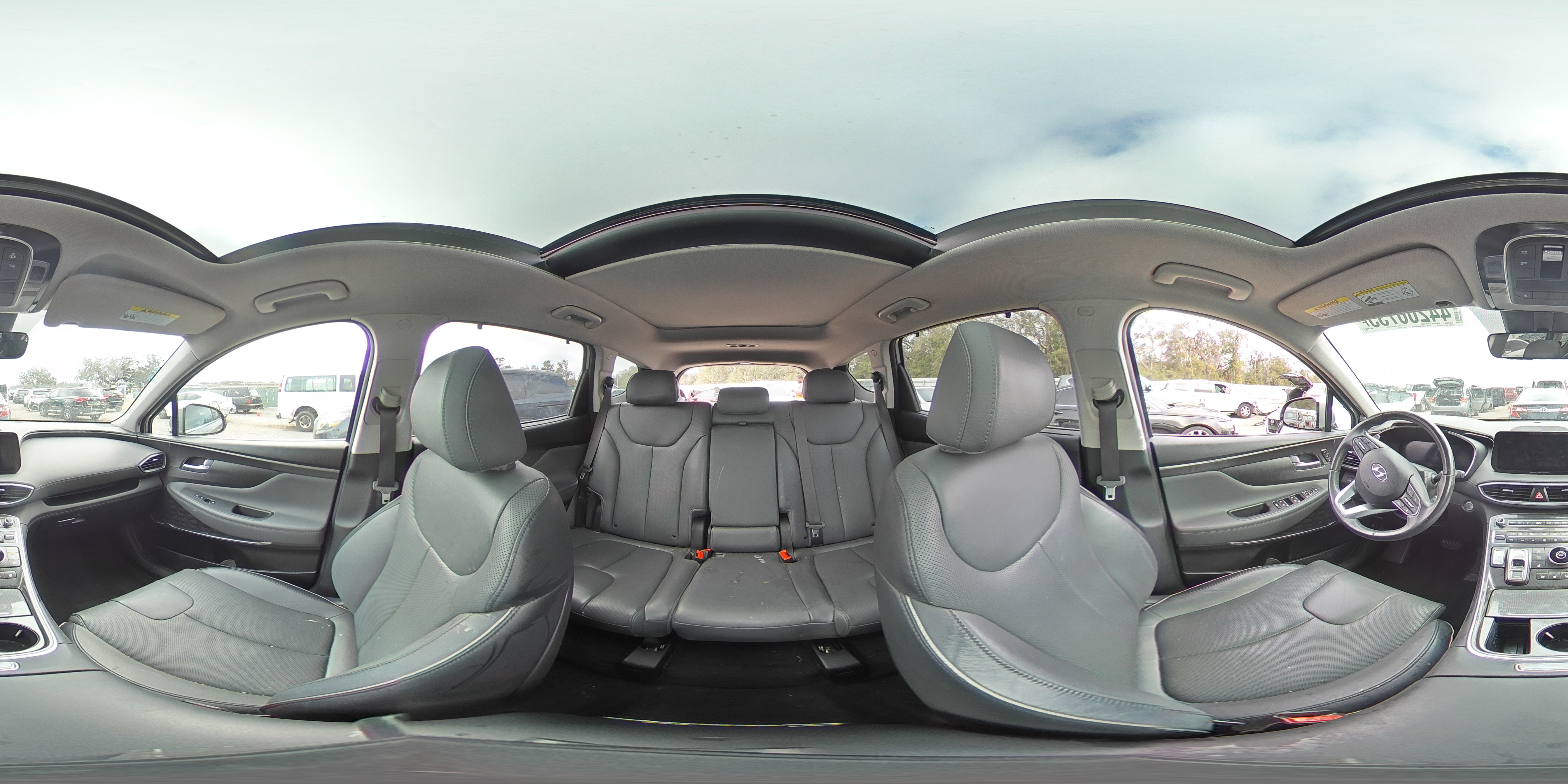2021 Hyundai Santa Fe - Image 13