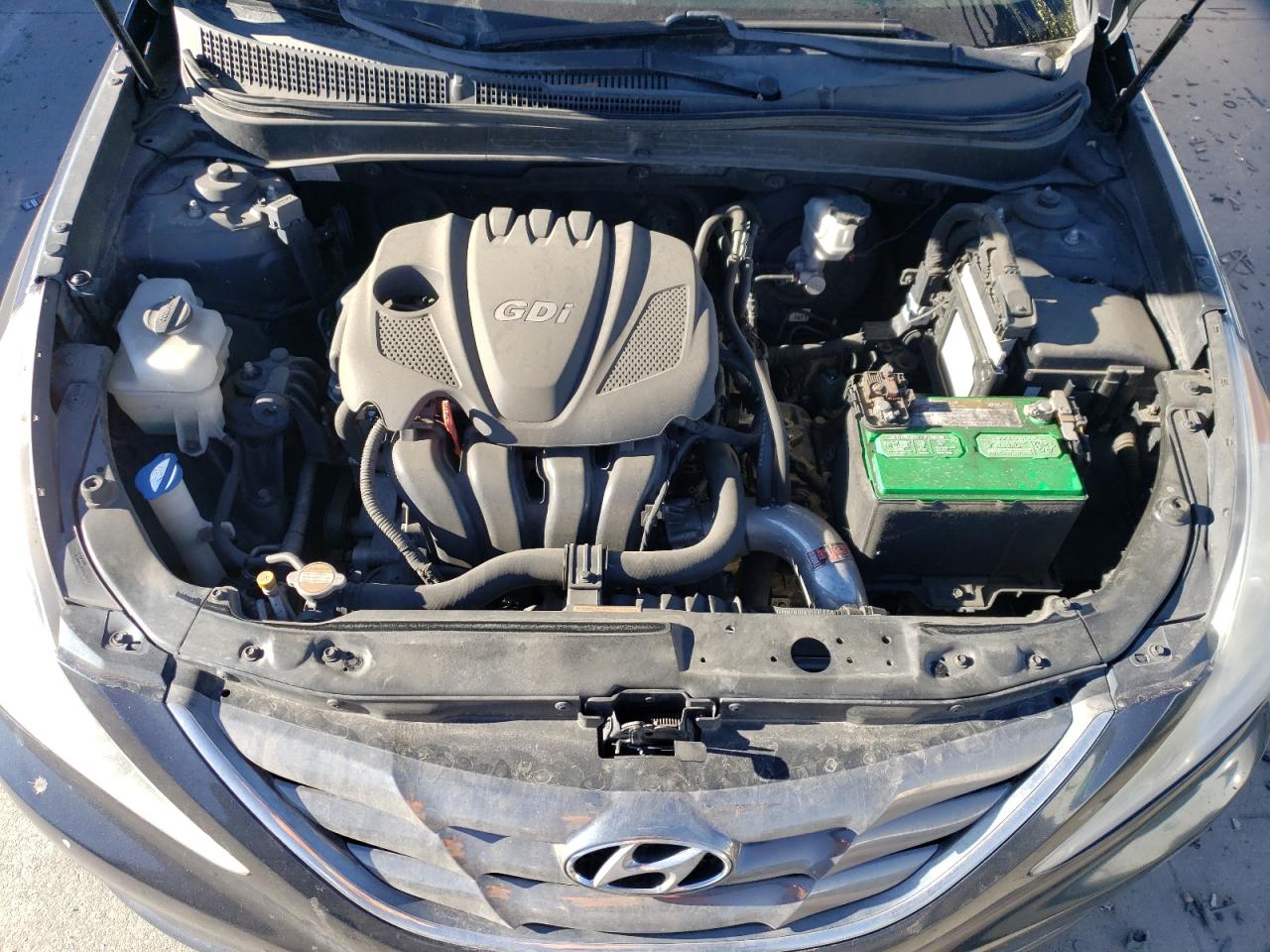 2012 Hyundai Sonata - Image 11