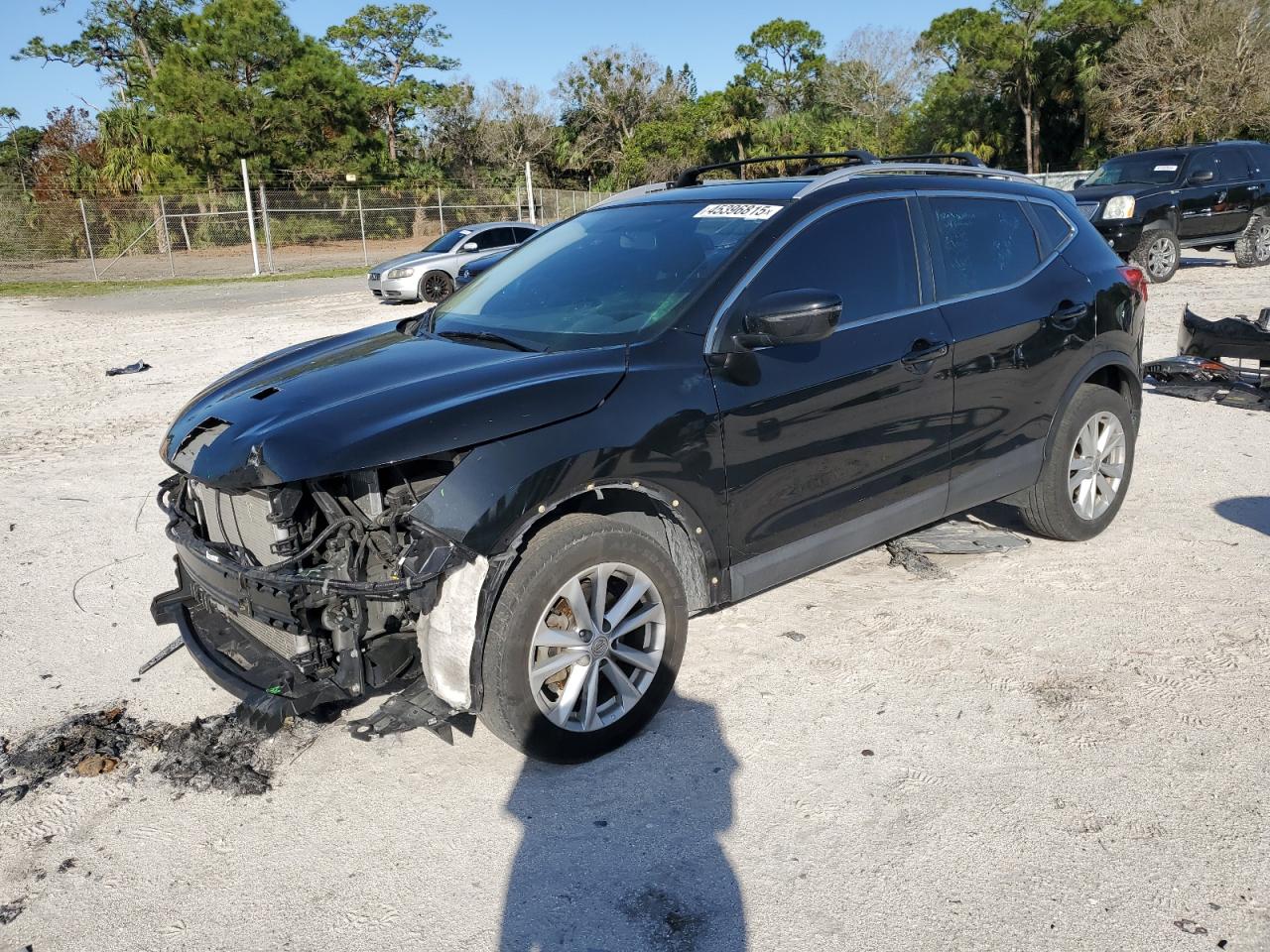 2017 Nissan Rogue - Image 1