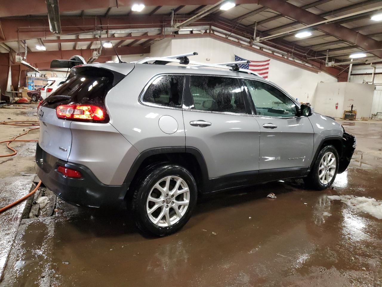 2014 Jeep Grand Cherokee - Image 3