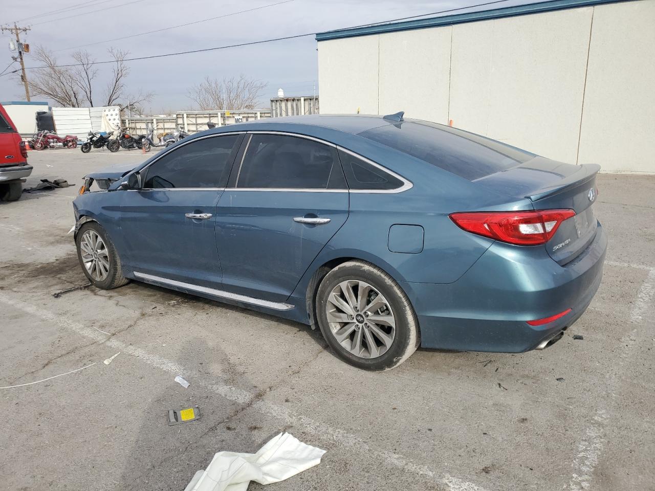 2015 Hyundai Sonata - Image 2