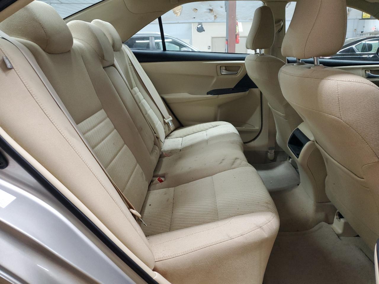 2015 Toyota Camry - Image 10