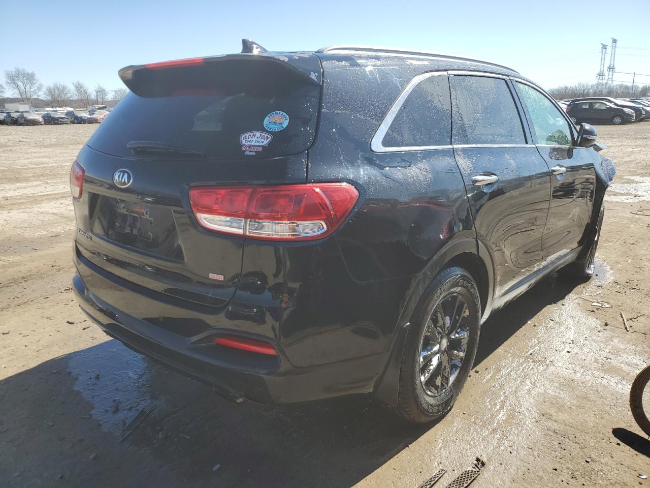 2016 Kia Sorento - Image 3