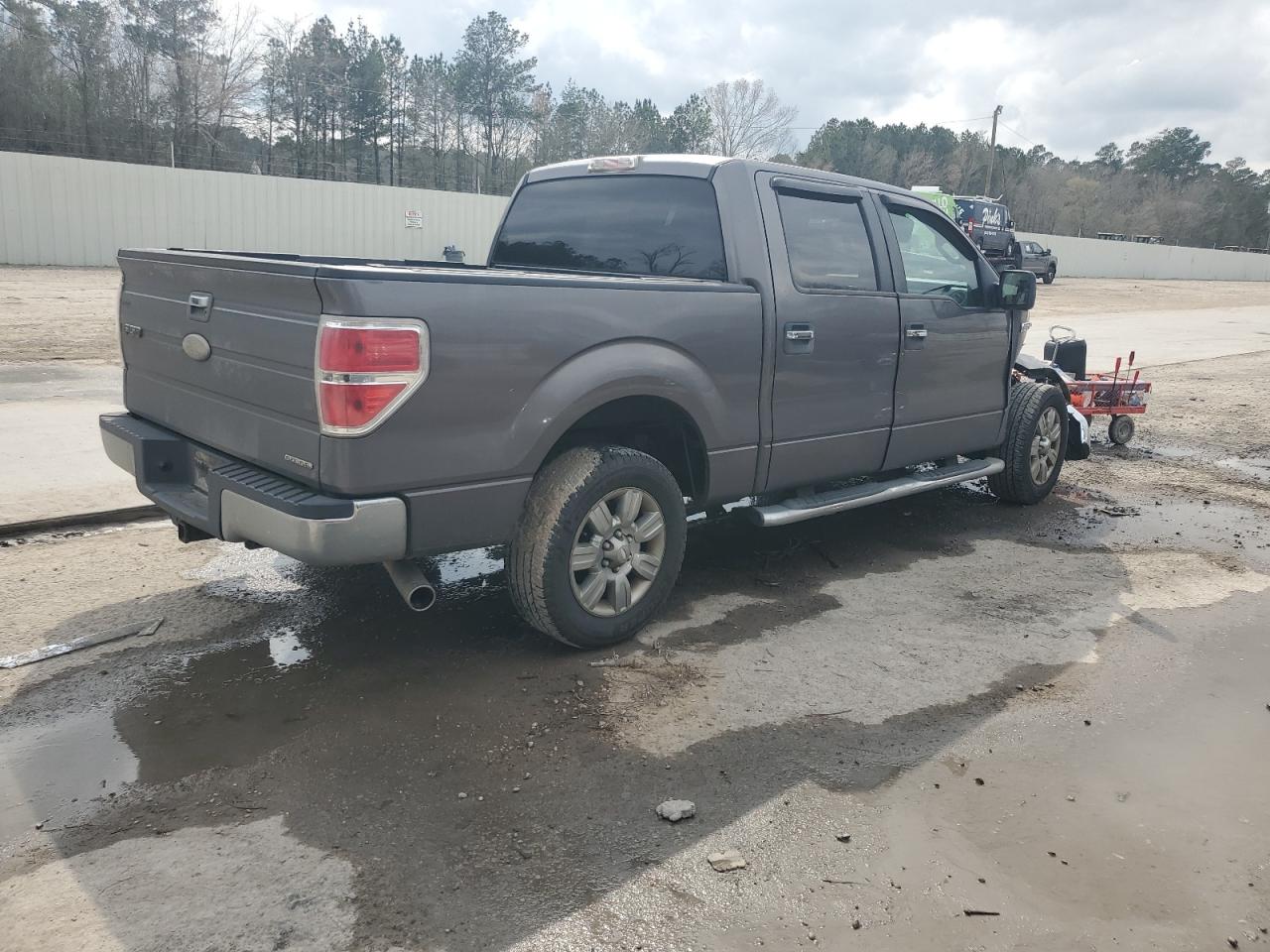 2011 Ford F-150 - Image 3