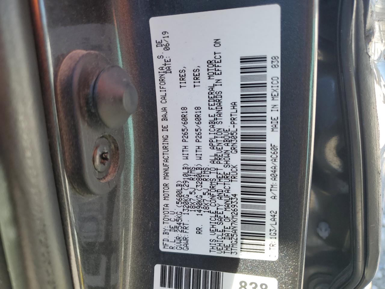 2019 Toyota Tacoma - Image 13