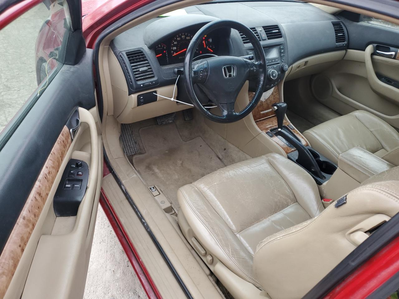2005 Honda Accord - Image 8