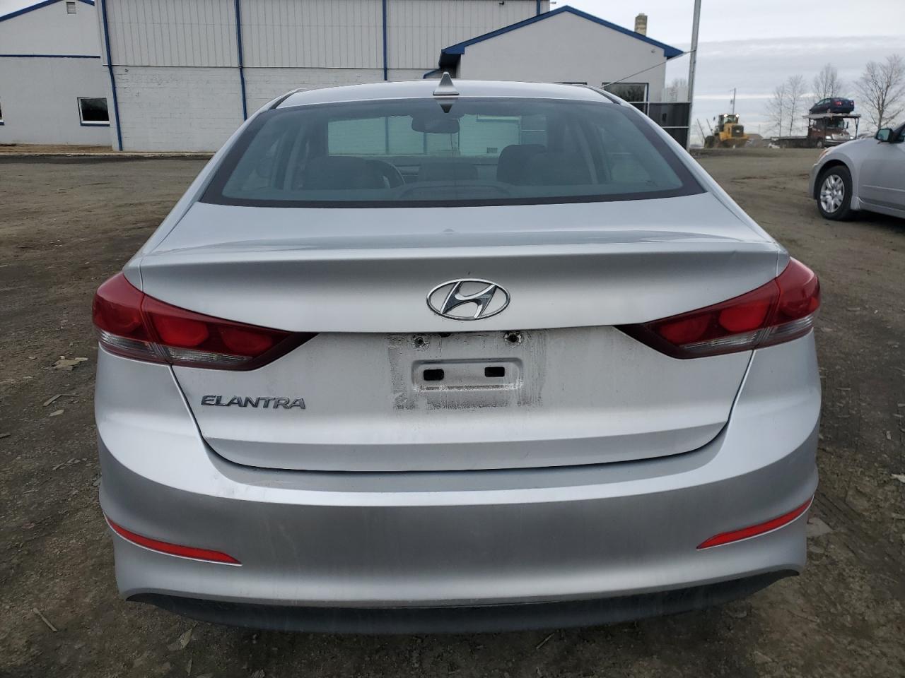 2017 Hyundai Elantra - Image 6