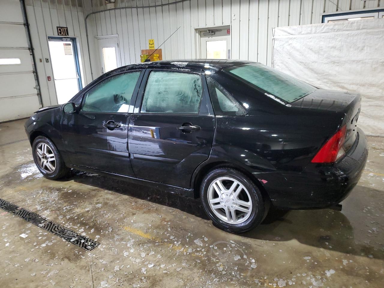 2002 Ford Focus - Image 2
