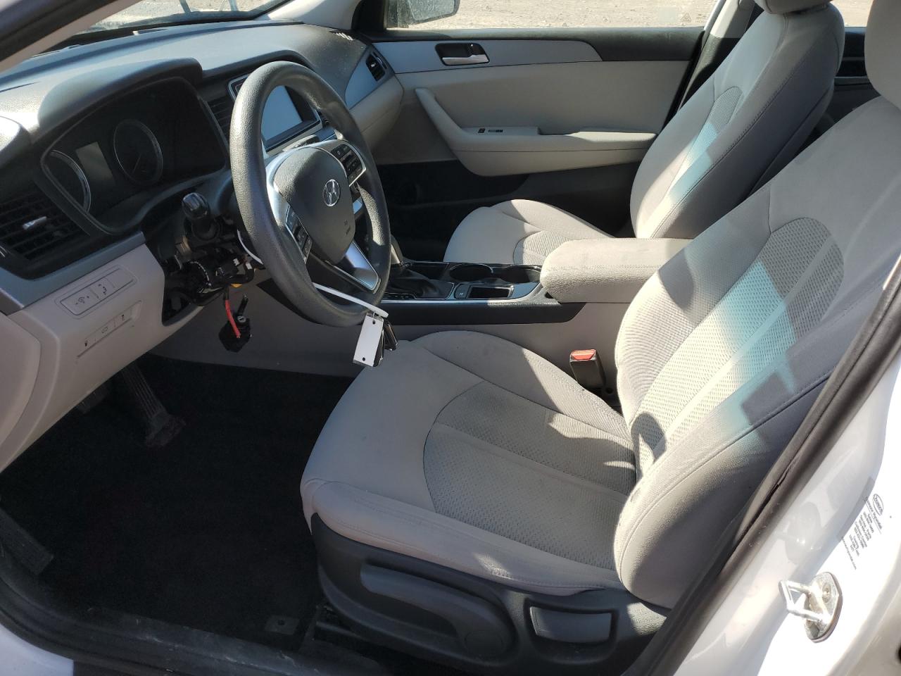 2018 Hyundai Sonata - Image 7