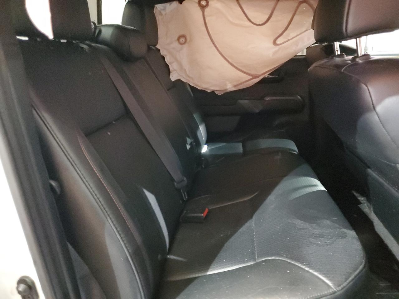 2019 Toyota Tacoma - Image 10