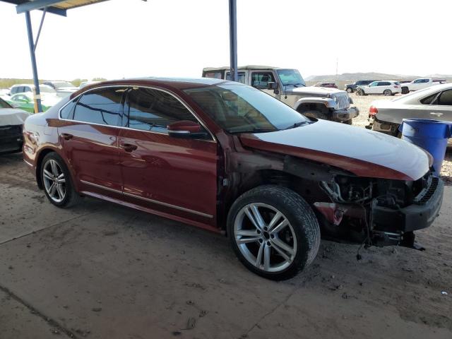 Седани VOLKSWAGEN PASSAT 2015 Червоний