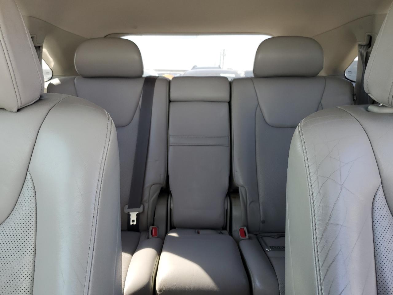 2012 Lexus RX - Image 10