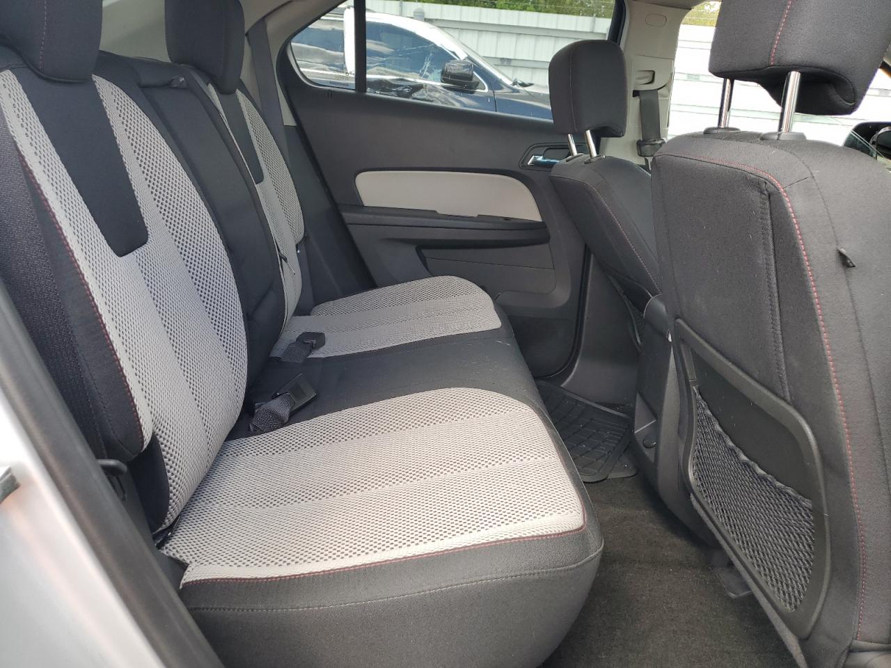 2015 Chevrolet Equinox - Image 11