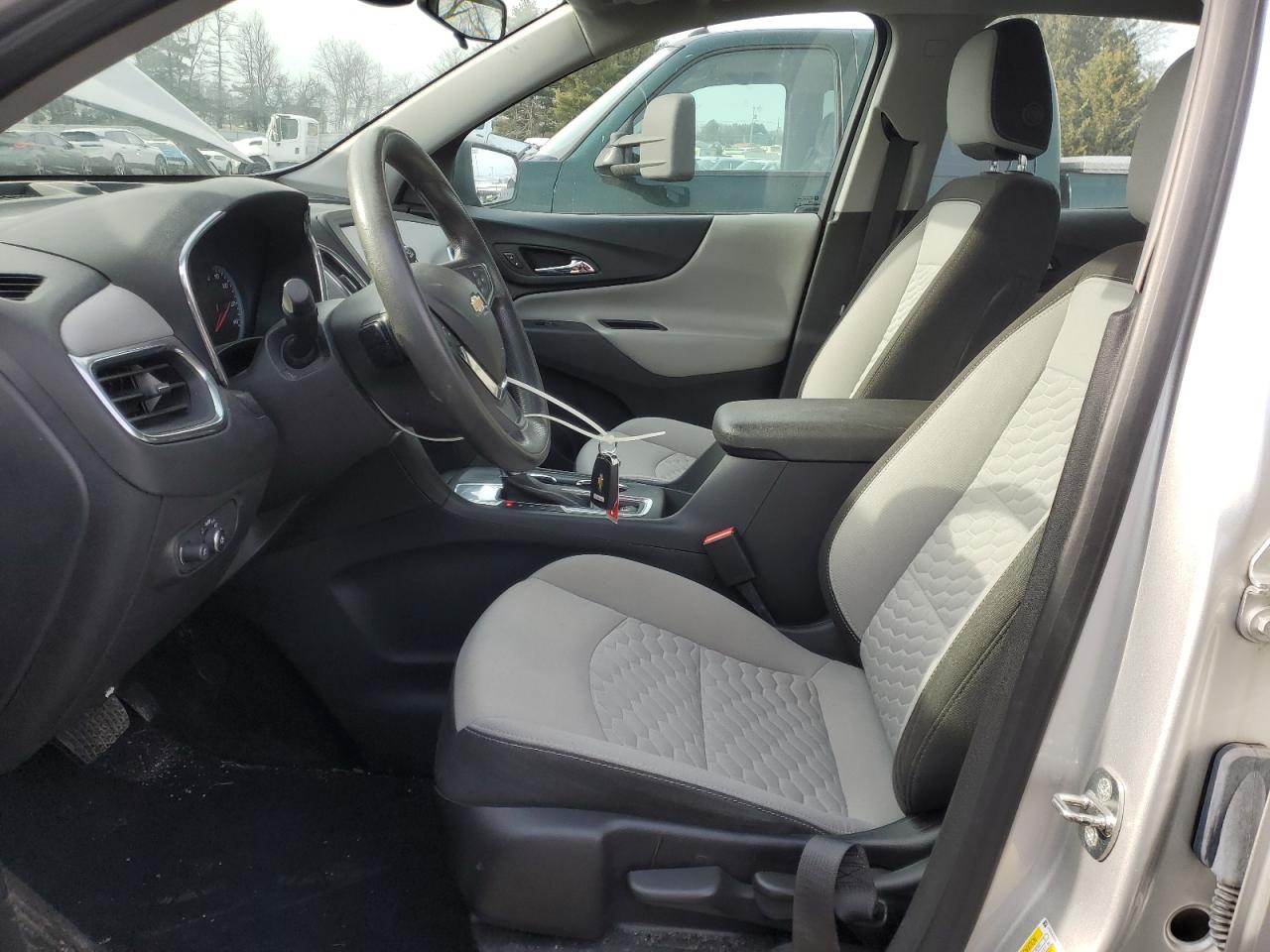 2020 Chevrolet Equinox - Image 7