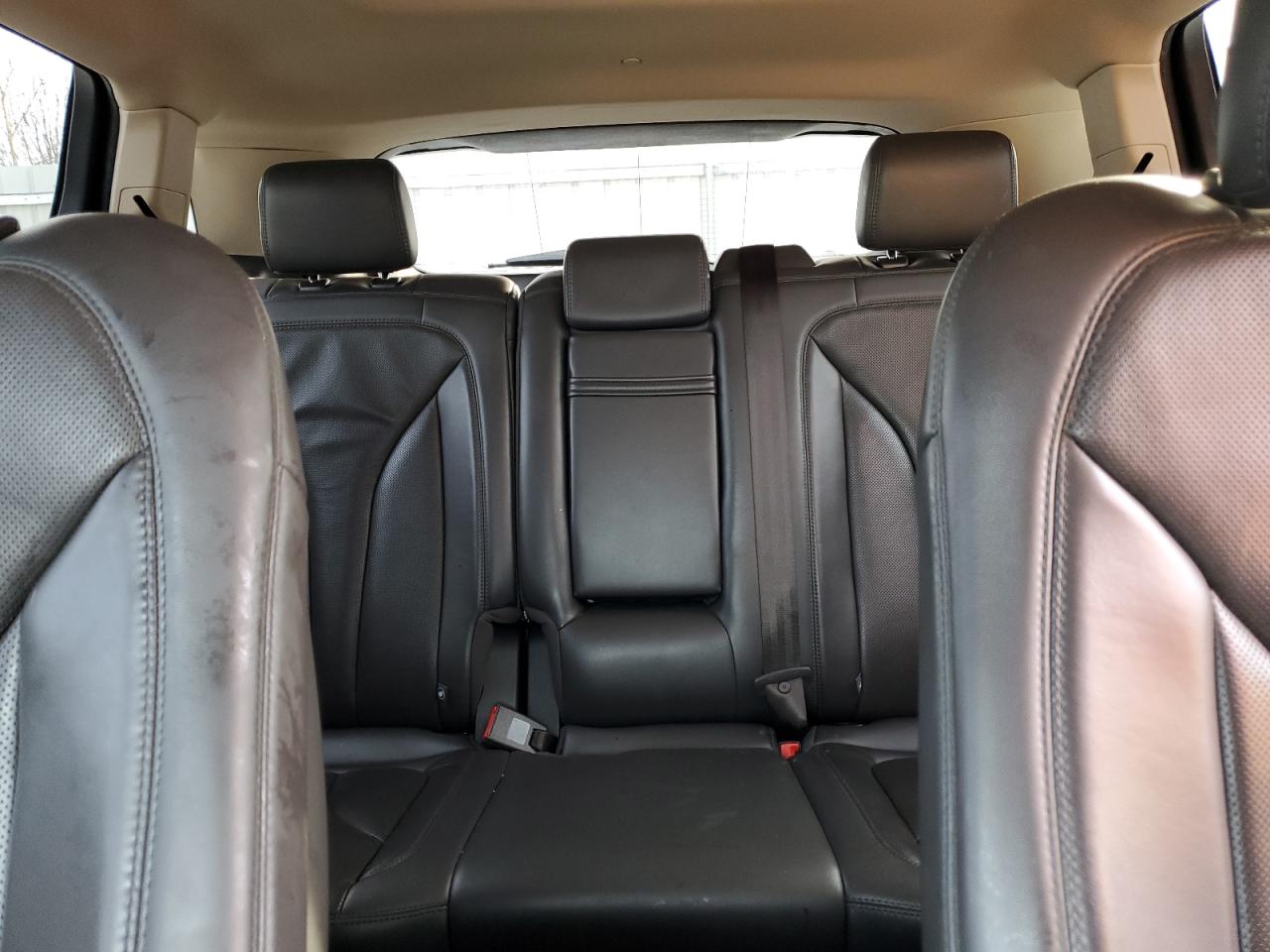 2019 Lincoln Nautilus - Image 10