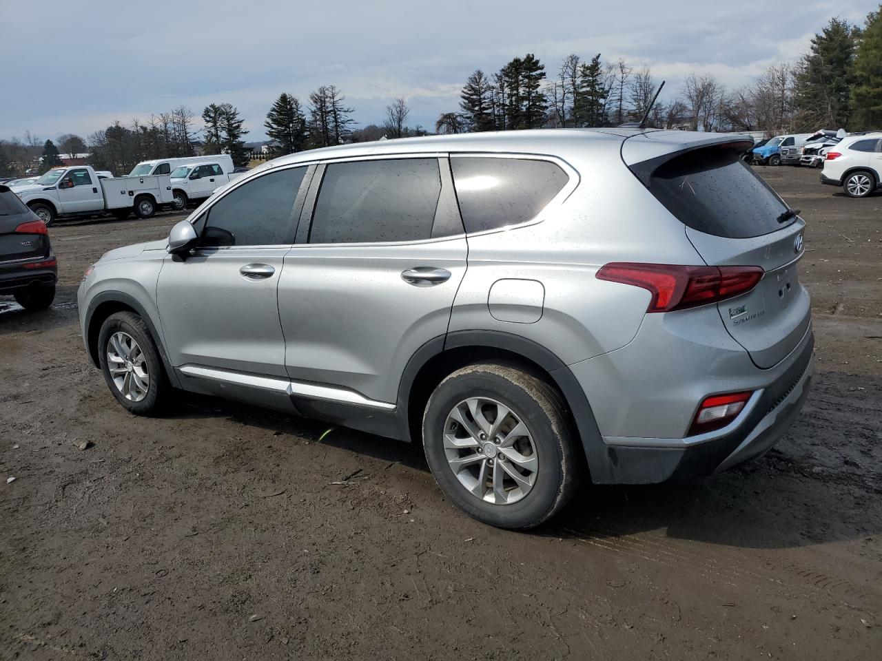 2020 Hyundai Santa Fe - Image 2