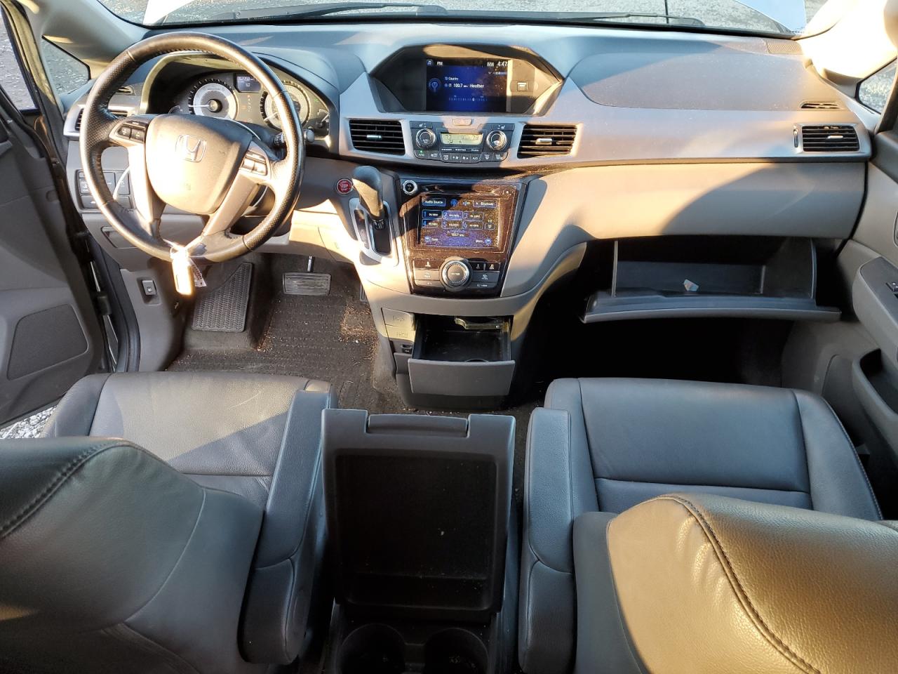 2017 Honda Odyssey - Image 8