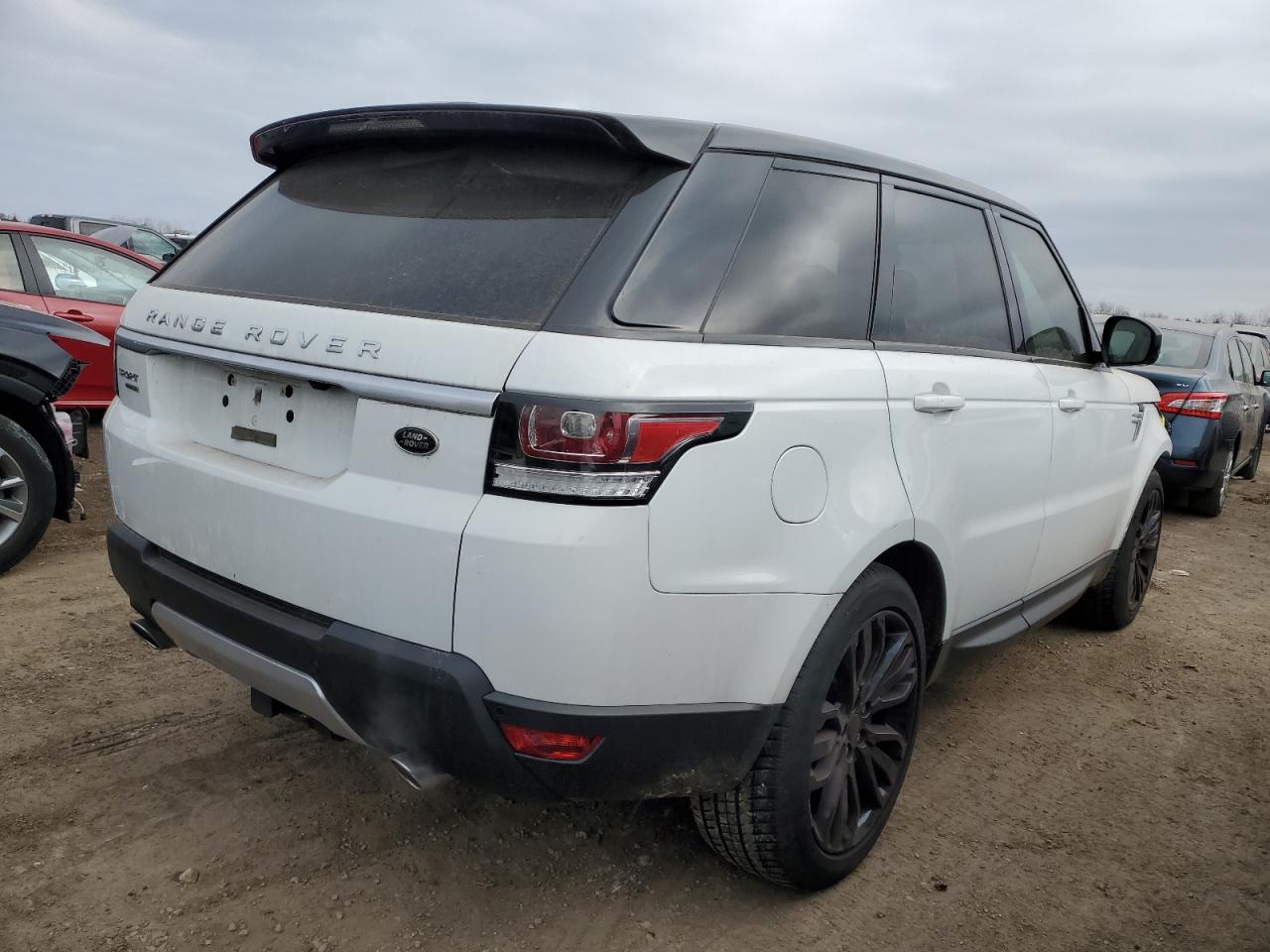 2015 Land Rover Range Rover - Image 3